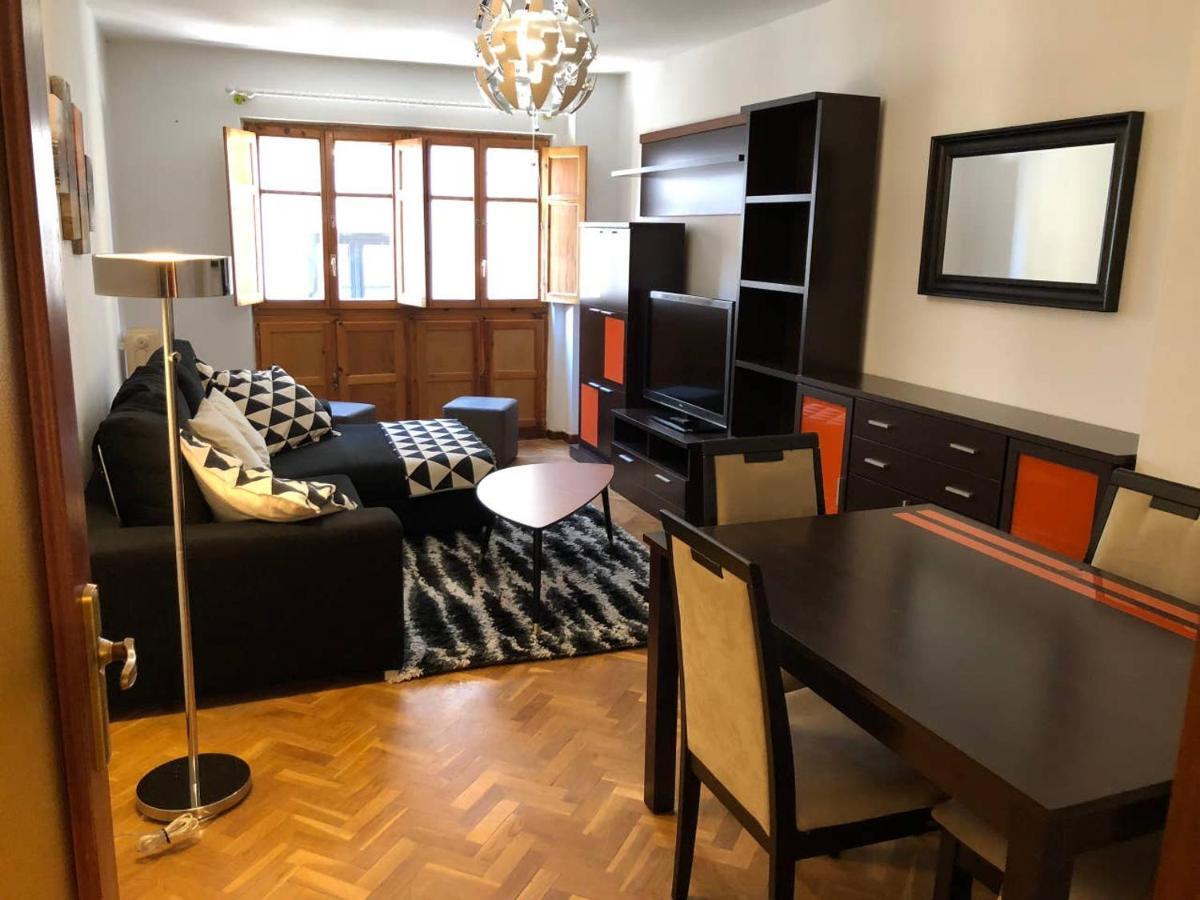 레온 Apartamento Mulhacin 아파트 외부 사진