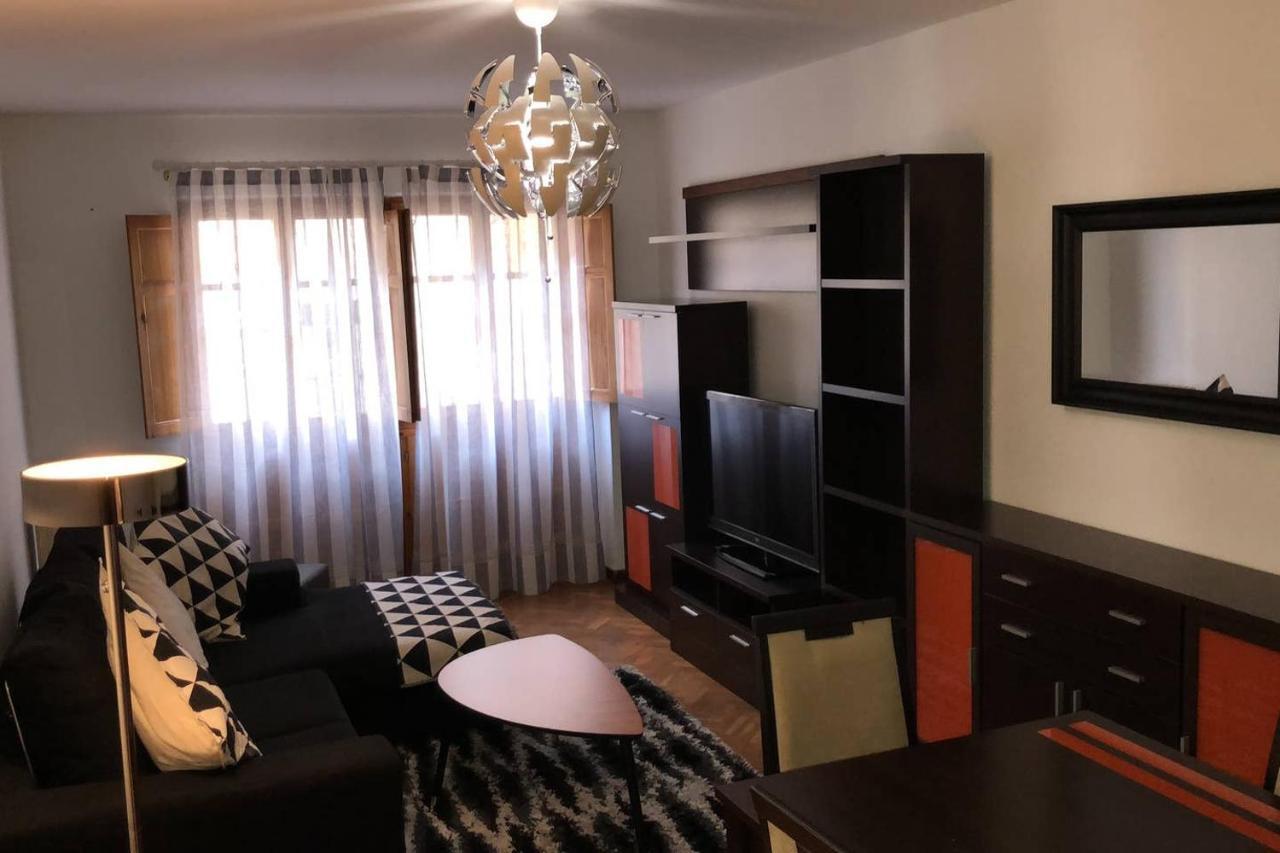 레온 Apartamento Mulhacin 아파트 외부 사진
