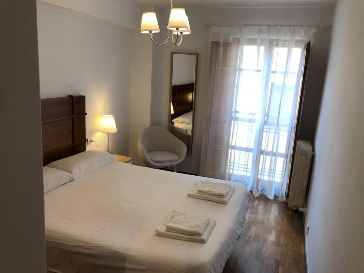 레온 Apartamento Mulhacin 아파트 외부 사진